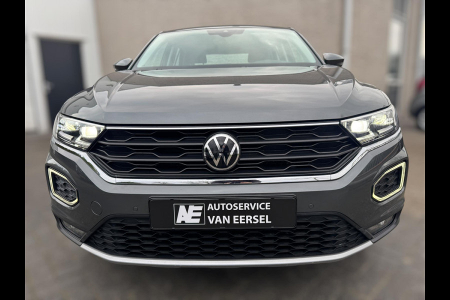 Volkswagen T-Roc 1.0 TSI Style ELEKTR. KLEP / CAMERA / CARPLAY / STUUR & STOELVERW. / ACC / ECC