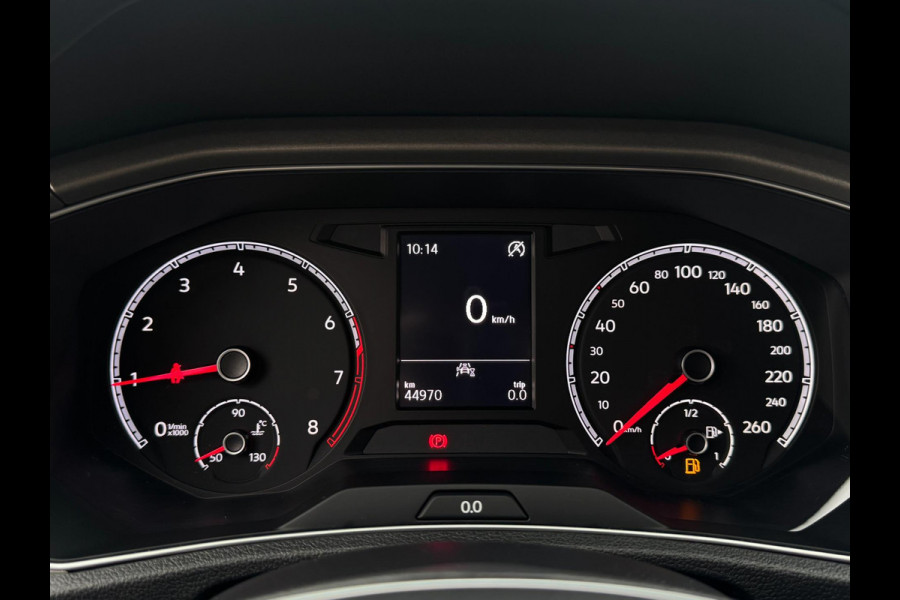 Volkswagen T-Roc 1.0 TSI Style ELEKTR. KLEP / CAMERA / CARPLAY / STUUR & STOELVERW. / ACC / ECC