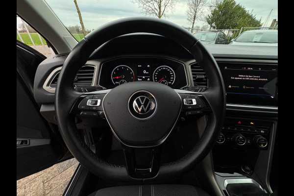 Volkswagen T-Roc 1.0 TSI Style ELEKTR. KLEP / CAMERA / CARPLAY / STUUR & STOELVERW. / ACC / ECC