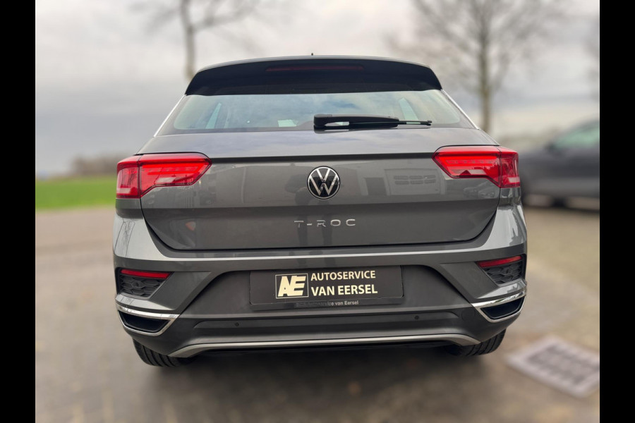 Volkswagen T-Roc 1.0 TSI Style ELEKTR. KLEP / CAMERA / CARPLAY / STUUR & STOELVERW. / ACC / ECC