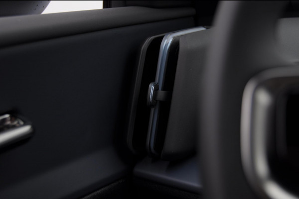 Volvo EX30 272PK Ext. Range Plus / Adaptieve Cruise Control/ Dodehoek Detectie / Parkeersensoren voor en achter/ Achteruitrijcamera/ Warmtepomp/ Google Services/W