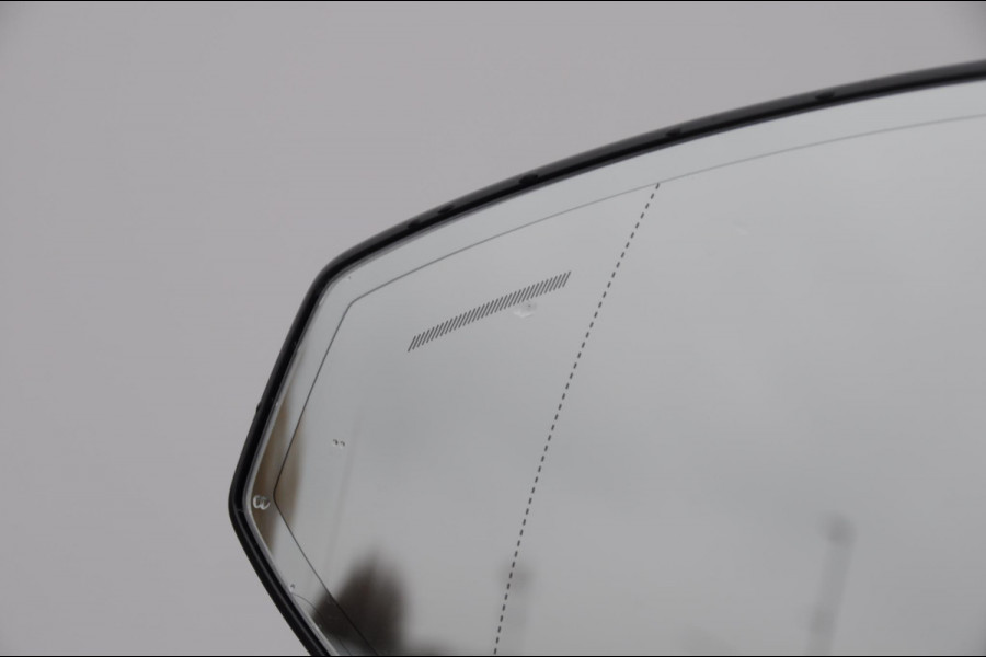 Volvo EX30 272PK Ext. Range Plus / Adaptieve Cruise Control/ Dodehoek Detectie / Parkeersensoren voor en achter/ Achteruitrijcamera/ Warmtepomp/ Google Services/W