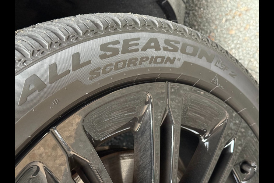 Land Rover Range Rover Evoque P270e Dynamic SE Carpathian Grey Black Pack Panodak ACC Meridian SoundStoel+Stuurverwarming