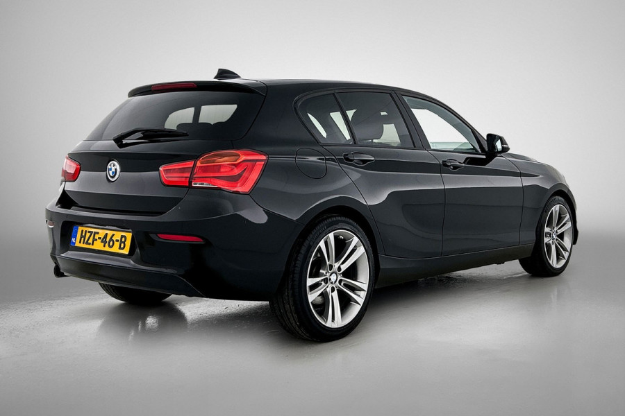 BMW 1-serie 116i Essential | Parksens | Stoelverw | Climate| Navi