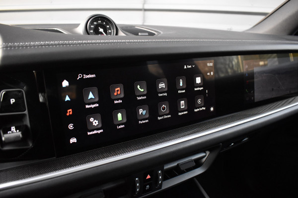 Porsche Cayenne 3.0 E-Hybrid 470pk SportDesign | Pano | Bijrij. Display | Matrix | ACC | 22'' Wielen | Trekhaak | Achterasbest. | Bose |