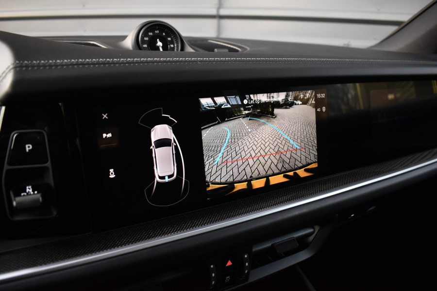 Porsche Cayenne 3.0 E-Hybrid 470pk SportDesign | Pano | Bijrij. Display | Matrix | ACC | 22'' Wielen | Trekhaak | Achterasbest. | Bose |