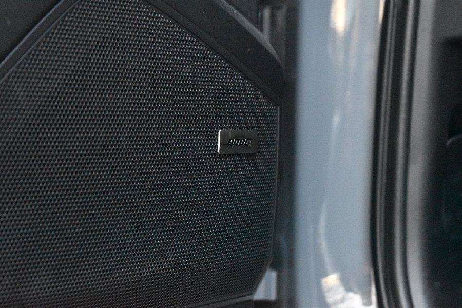 Porsche Cayenne 3.0 E-Hybrid 470pk SportDesign | Pano | Bijrij. Display | Matrix | ACC | 22'' Wielen | Trekhaak | Achterasbest. | Bose |