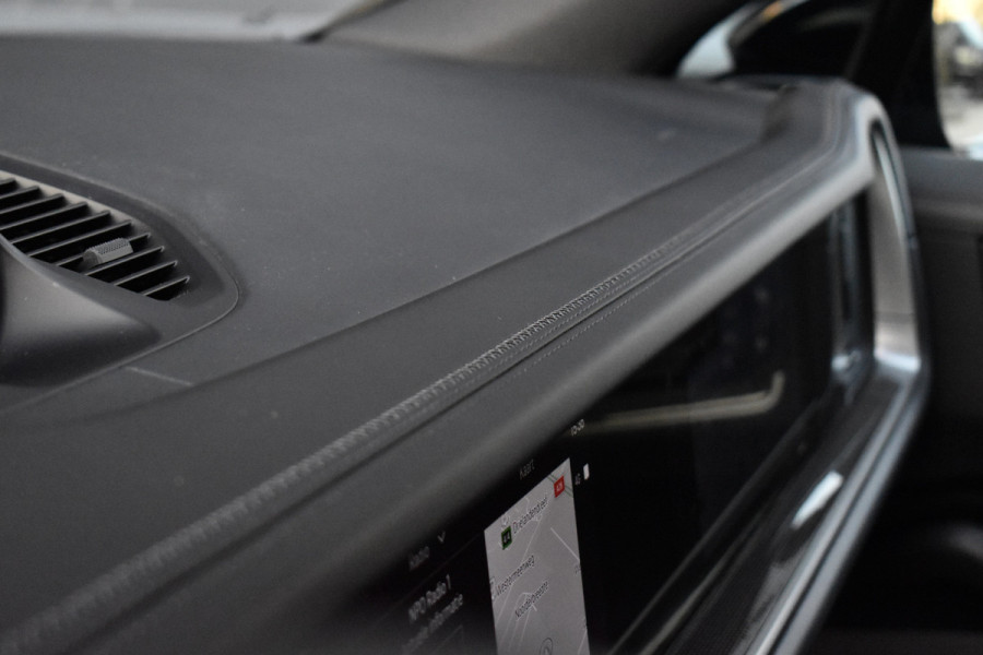 Porsche Cayenne 3.0 E-Hybrid 470pk SportDesign | Pano | Bijrij. Display | Matrix | ACC | 22'' Wielen | Trekhaak | Achterasbest. | Bose |