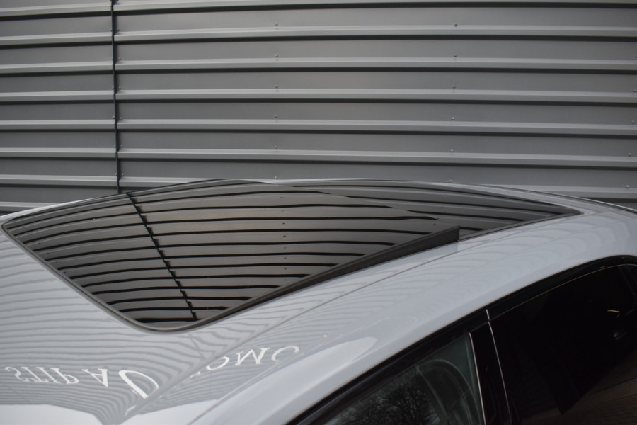 Porsche Cayenne 3.0 E-Hybrid 470pk SportDesign | Pano | Bijrij. Display | Matrix | ACC | 22'' Wielen | Trekhaak | Achterasbest. | Bose |