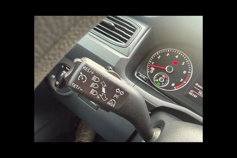 Volkswagen Caddy 1.4 TGI L1H1 EcoFuel Trendline AIRCO I MULTIMEDIA I TREKHAAK I SIDEBARS I 1e EIGENAAR I RIJDEN OP GROEN GAS = CO2 NEUTRAAL I COMPLETE ONDERHOUDSHISTORIE