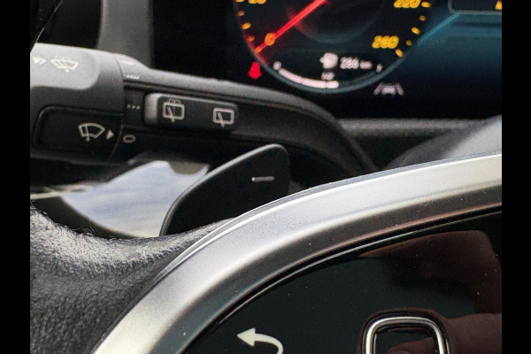 Mercedes-Benz A-Klasse 250 e Business Solution AMG Limited | Wegklapbare trekhaak | Stoelverwarming | Half leder | Camera