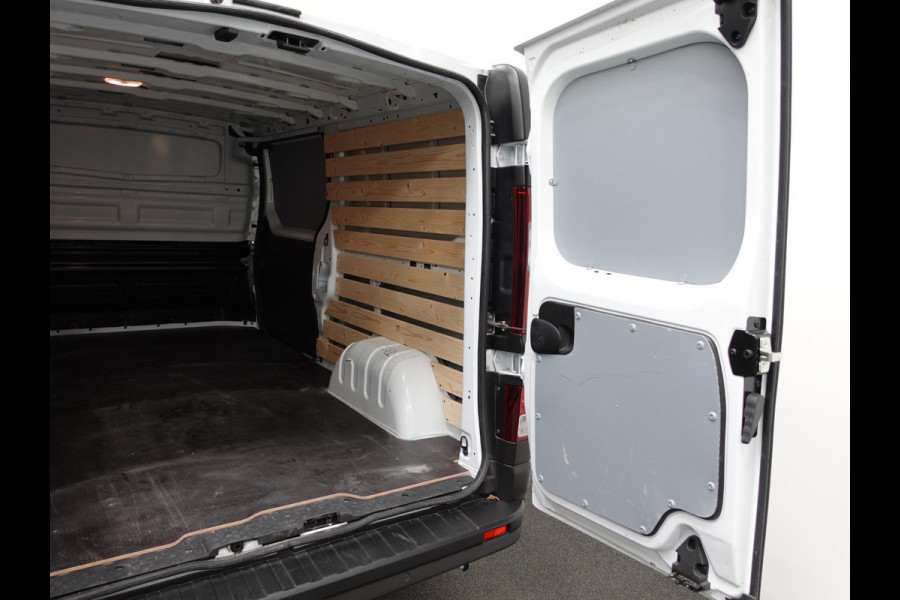 Renault Trafic 2.0 Blue dCi 150PK T30 L2H1 Advance BPM VRIJ! Airco Bluetooth Camera Cruise Parkeersensoren Trekhaak