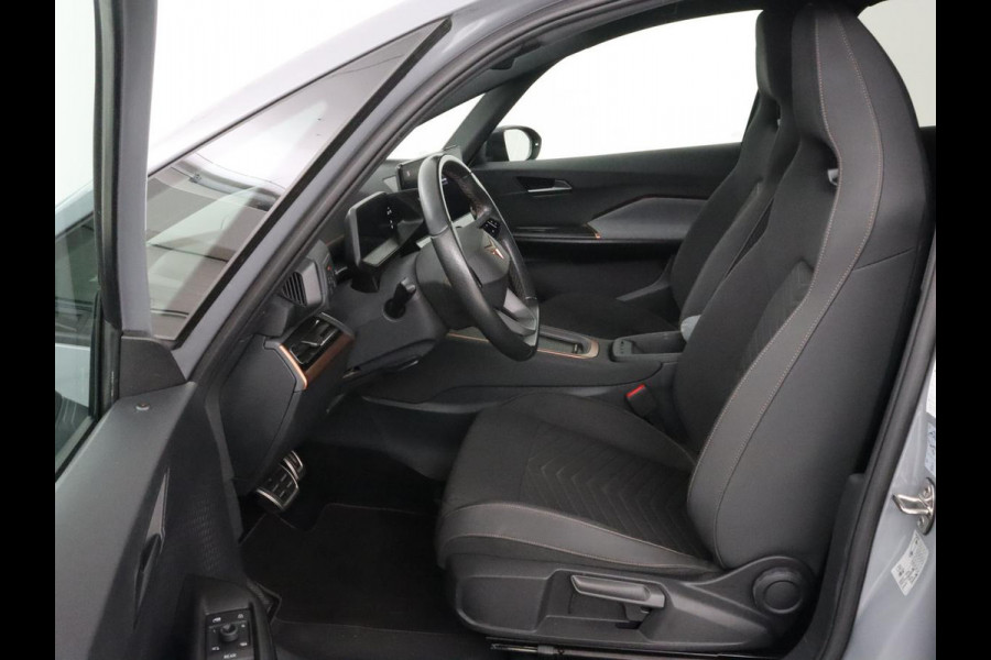 CUPRA Born Adrenaline One 62 kWh | Stoelverwarming | Adaptive cruise | Camera | Carplay | Stuurverwarming | Sfeerverlichting | Navigatie | Full LED | Keyless