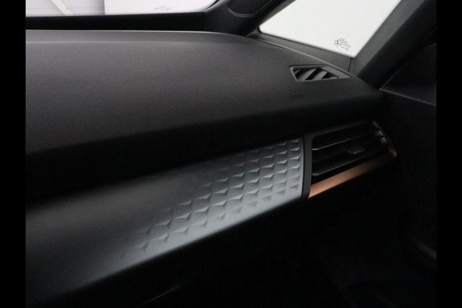 CUPRA Born Adrenaline One 62 kWh | Stoelverwarming | Adaptive cruise | Camera | Carplay | Stuurverwarming | Sfeerverlichting | Navigatie | Full LED | Keyless