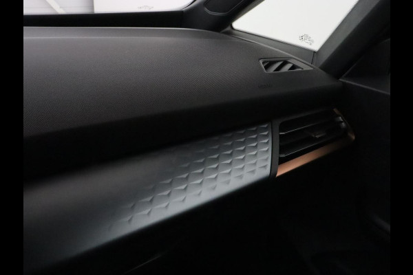 CUPRA Born Adrenaline One 62 kWh | Stoelverwarming | Adaptive cruise | Camera | Carplay | Stuurverwarming | Sfeerverlichting | Navigatie | Full LED | Keyless