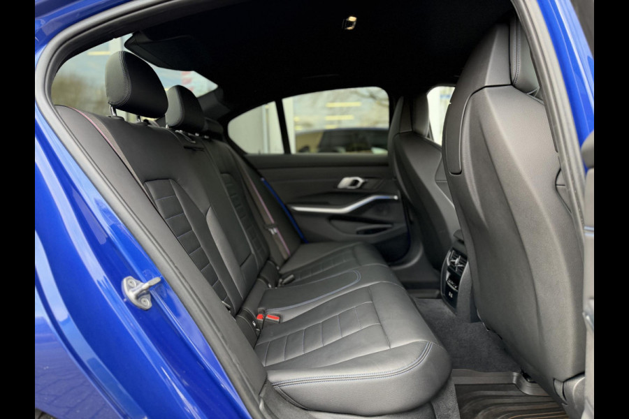 BMW 3-serie 320e High Ex. M-Sport Pro LCI|M-Seats|Memory|Ad. M onderstel|19"|Cam|HiFi