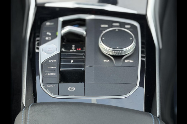 BMW 3-serie 320e High Ex. M-Sport Pro LCI|M-Seats|Memory|Ad. M onderstel|19"|Cam|HiFi