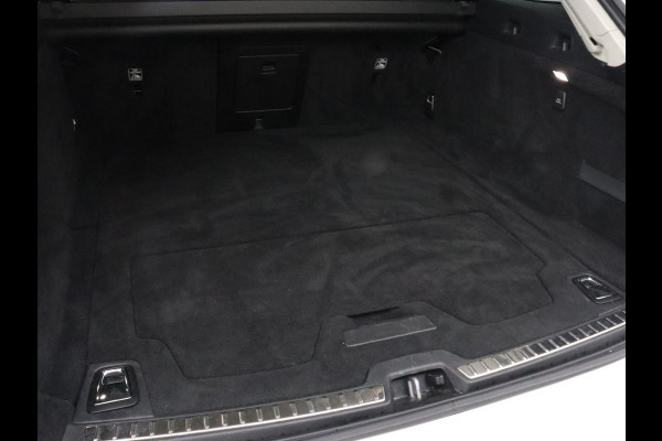 Volvo V90 2.0 T6 AWD Inscription Plug In | Panoramadak | Leder | Stoel & stuurverwarming | Trekhaak | Camera | Adaptive cruise | Carplay | Achterbankverwarming | 19'' | Harman/Kardon | PHEV