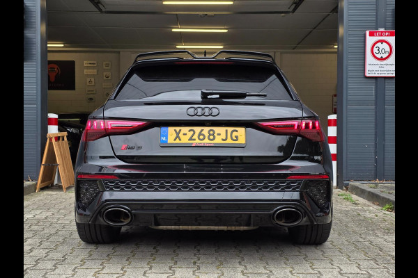 Audi RS3 Sportback 2.5 TFSI RS3 / Pano / B&O / Matrix LED / Dealer onderhouden / Full options / HUD / RS Zetels / GPS Track&Trace