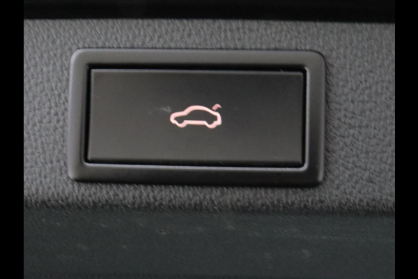 Škoda Octavia 1.0 TSI Style | Stoelverwarming | Camera | Trekhaak | Carplay | Navigatie | Canton Sound | Sfeerverlichting | Full LED | Climate control | Cruise control | Keyless