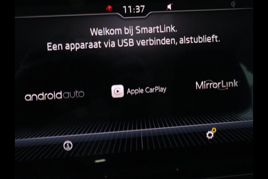 Škoda Octavia 1.0 TSI Style | Stoelverwarming | Camera | Trekhaak | Carplay | Navigatie | Canton Sound | Sfeerverlichting | Full LED | Climate control | Cruise control | Keyless