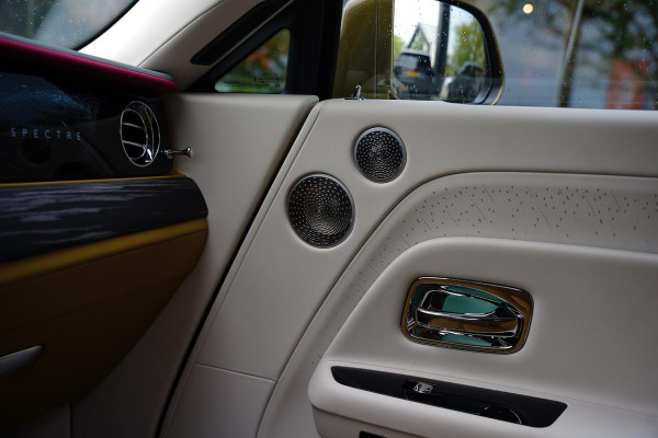 Rolls-Royce Spectre AWD