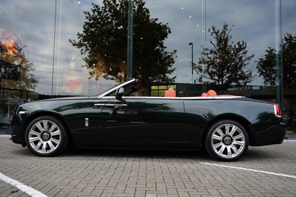 Rolls-Royce Dawn 6.6 V12