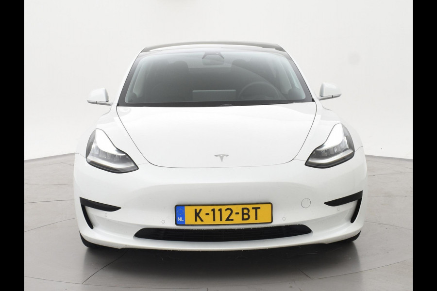Tesla Model 3 60 kWh RWD *BTW* + LEDER | AUTOPILOT | PANORAMA | 3 CAMERA'S | PRIVACY GLASS