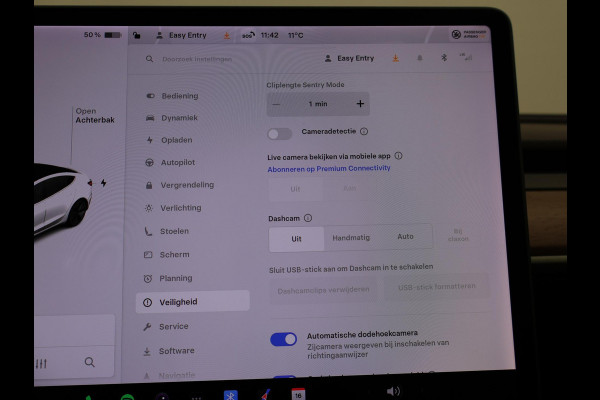 Tesla Model 3 60 kWh RWD *BTW* + LEDER | AUTOPILOT | PANORAMA | 3 CAMERA'S | PRIVACY GLASS