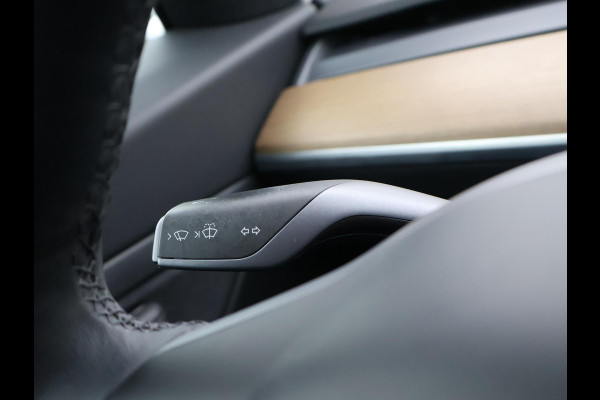 Tesla Model 3 60 kWh RWD *BTW* + LEDER | AUTOPILOT | PANORAMA | 3 CAMERA'S | PRIVACY GLASS