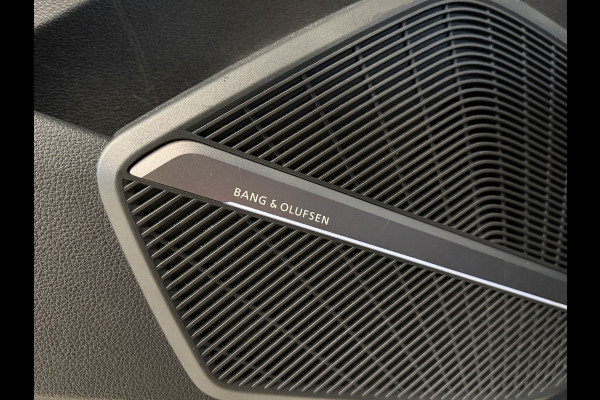 Audi Q5 55 TFSI e quattro Competition | 2x S-Line | Schaalstoelen | B&O | Head UP | Camera