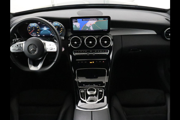 Mercedes-Benz C-Klasse 300e AMG Night | Adaptive cruise | Stoelverwarming | Carplay | Leder/Alcantara | Camera | Burmester Surround | Navigatie | Sfeerverlichting | Digital Cockpit | PHEV | Plug In