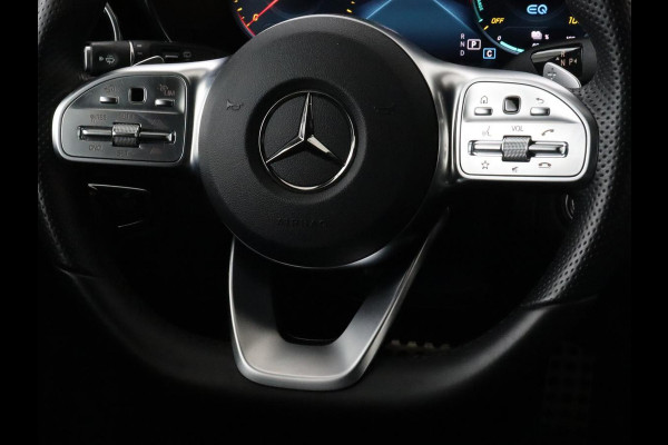 Mercedes-Benz C-Klasse 300e AMG Night | Adaptive cruise | Stoelverwarming | Carplay | Leder/Alcantara | Camera | Burmester Surround | Navigatie | Sfeerverlichting | Digital Cockpit | PHEV | Plug In