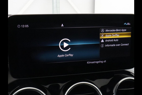 Mercedes-Benz C-Klasse 300e AMG Night | Adaptive cruise | Stoelverwarming | Carplay | Leder/Alcantara | Camera | Burmester Surround | Navigatie | Sfeerverlichting | Digital Cockpit | PHEV | Plug In