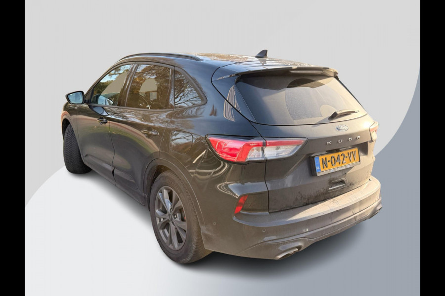 Ford Kuga 1.5 Ecublue ST-Line 120pk Automaat | Wegklapbare trekhaak | Adaptieve Cruise | Winterpack | 1.500kg Trekgewicht | Head up Display