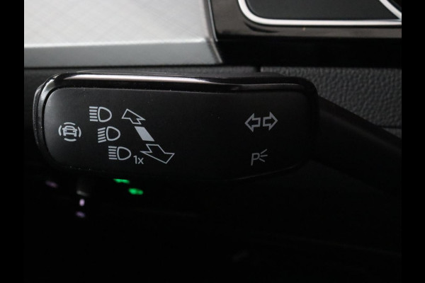 Volkswagen Passat 1.4 TSI GTE | Standkachel | Adaptive cruise | Stoelverwarming | Camera | Matrix LED | Carplay | Side Assist | Massage | PDC | Navigatie | PHEV | Plug In