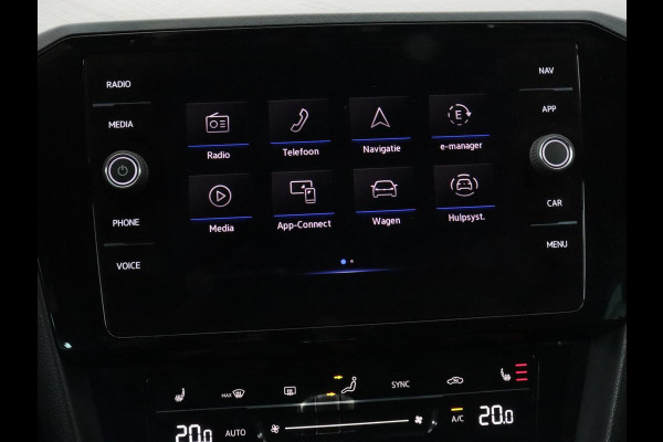Volkswagen Passat 1.4 TSI GTE | Standkachel | Adaptive cruise | Stoelverwarming | Camera | Matrix LED | Carplay | Side Assist | Massage | PDC | Navigatie | PHEV | Plug In