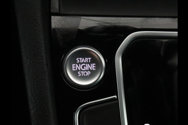 Volkswagen Passat 1.4 TSI GTE | Standkachel | Adaptive cruise | Stoelverwarming | Camera | Matrix LED | Carplay | Side Assist | Massage | PDC | Navigatie | PHEV | Plug In