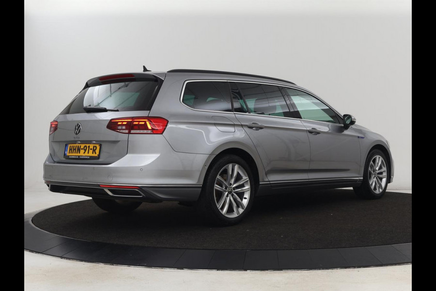 Volkswagen Passat 1.4 TSI GTE | Standkachel | Adaptive cruise | Stoelverwarming | Camera | Matrix LED | Carplay | Side Assist | Massage | PDC | Navigatie | PHEV | Plug In