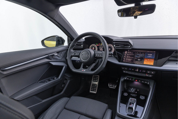 Audi A3 Sportback 45 TFSI-e 272pk Competition Pano S-stoelen S-line LED ACC