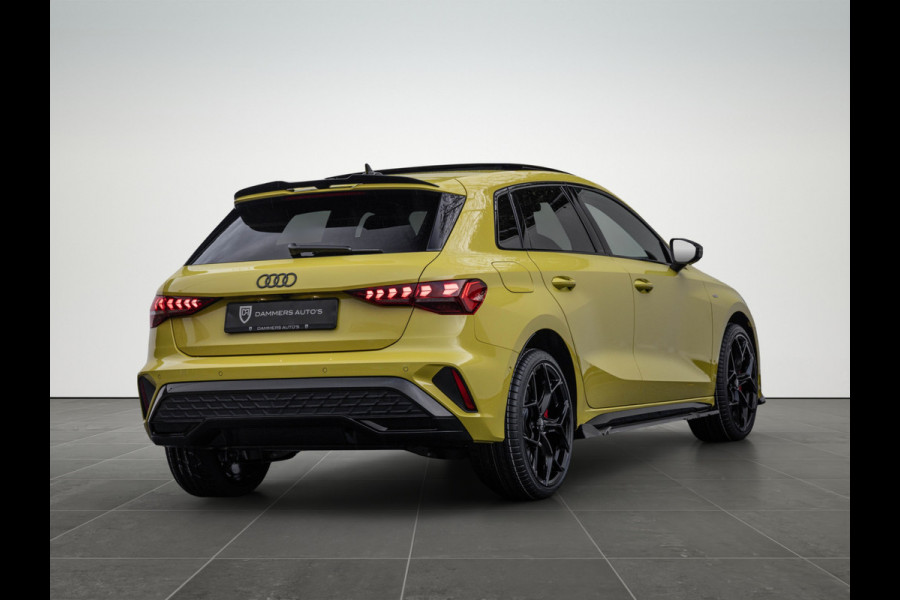 Audi A3 Sportback 45 TFSI-e 272pk Competition Pano S-stoelen S-line LED ACC