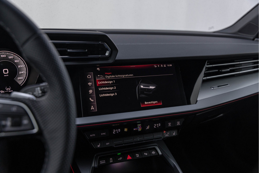 Audi A3 Sportback 45 TFSI-e 272pk Competition Pano S-stoelen S-line LED ACC