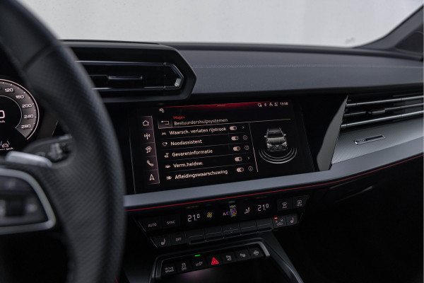 Audi A3 Sportback 45 TFSI-e 272pk Competition Pano S-stoelen S-line LED ACC