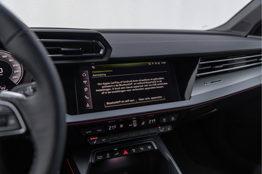 Audi A3 Sportback 45 TFSI-e 272pk Competition Pano S-stoelen S-line LED ACC