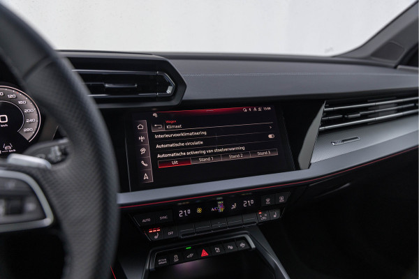 Audi A3 Sportback 45 TFSI-e 272pk Competition Pano S-stoelen S-line LED ACC