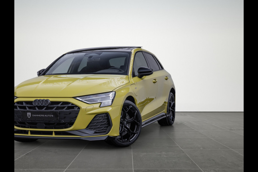 Audi A3 Sportback 45 TFSI-e 272pk Competition Pano S-stoelen S-line LED ACC