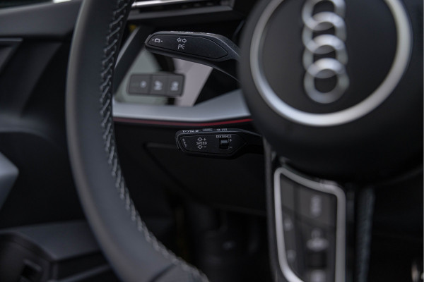 Audi A3 Sportback 45 TFSI-e 272pk Competition Pano S-stoelen S-line LED ACC
