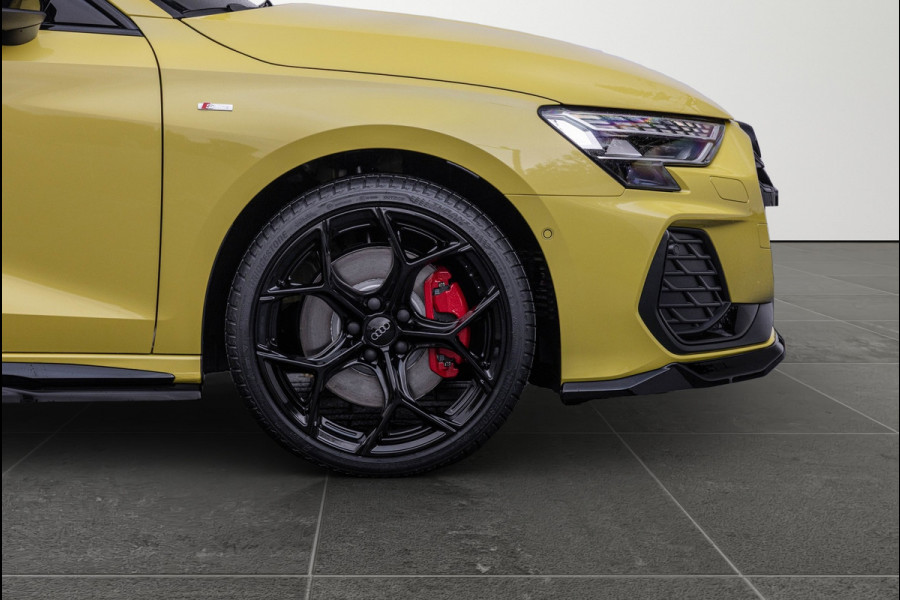 Audi A3 Sportback 45 TFSI-e 272pk Competition Pano S-stoelen S-line LED ACC