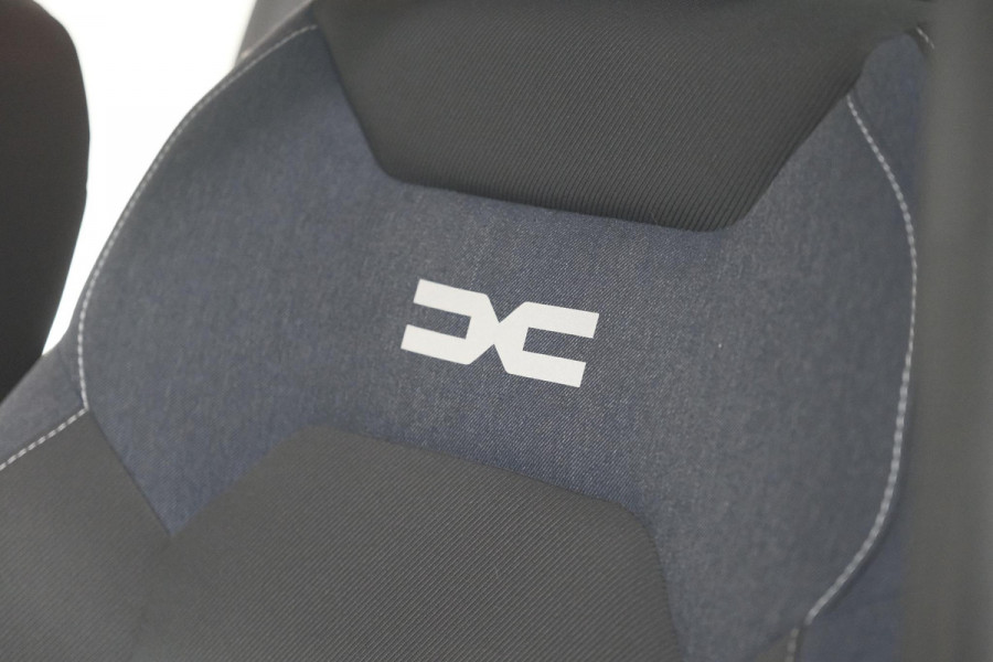 Dacia Duster 1.6 Hybrid 140 Journey | 360 Camera | Pack Winter | Dodehoekdetectie | Apple Carplay