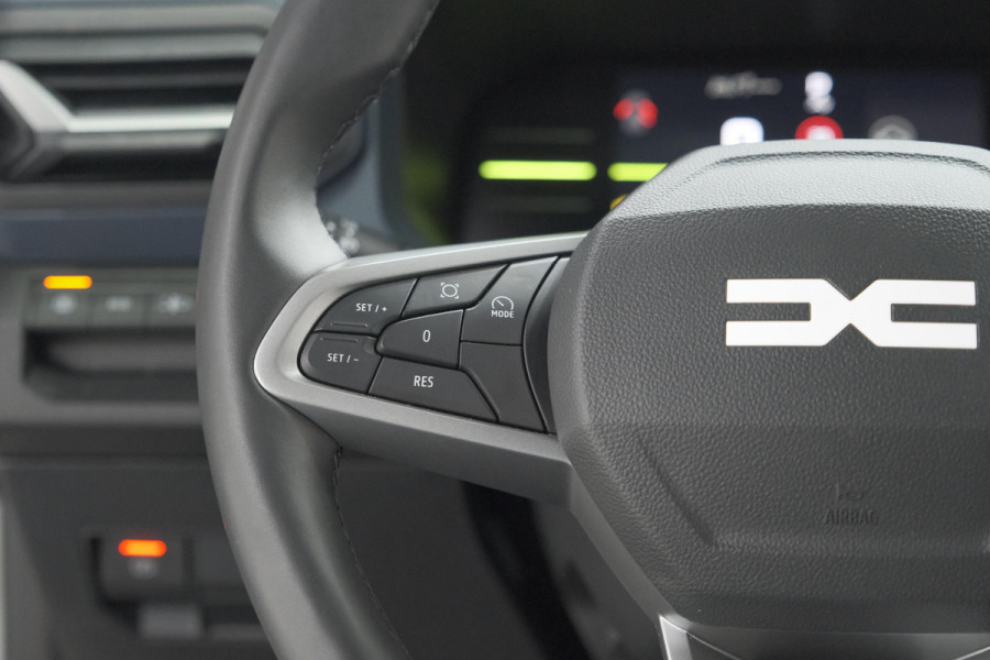 Dacia Duster 1.6 Hybrid 140 Journey | 360 Camera | Pack Winter | Dodehoekdetectie | Apple Carplay